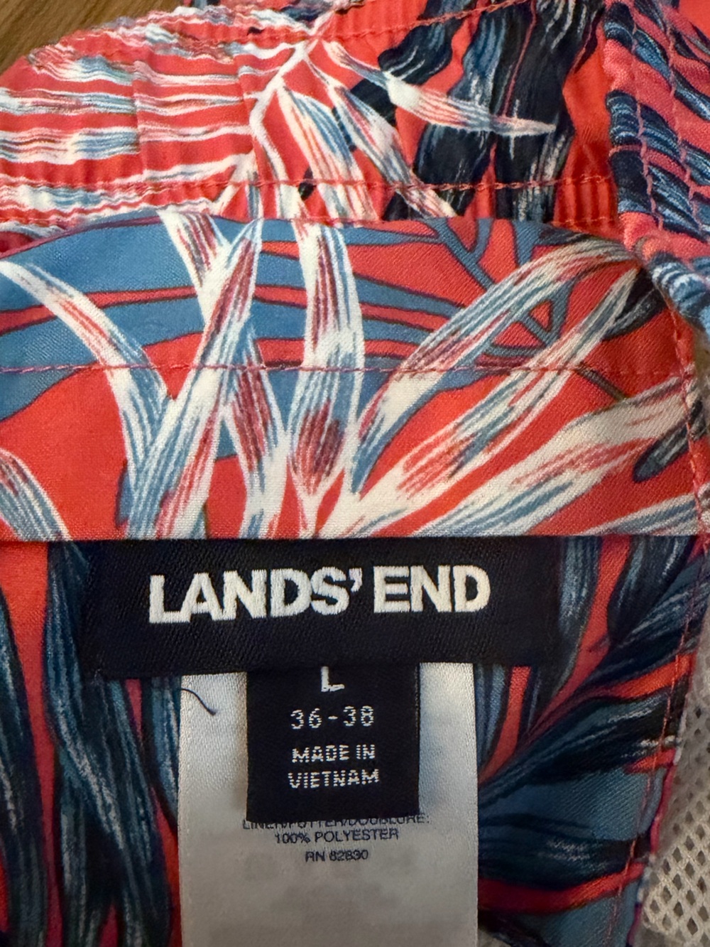 Lands End Men’s Coral Tropical Print Swim Trunks - Picture 2 of 2
